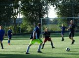 Laatste training S.K.N.W.K. JO11-1JM van seizoen 2022-2023 (partijtje tegen de ouders) (199/221)